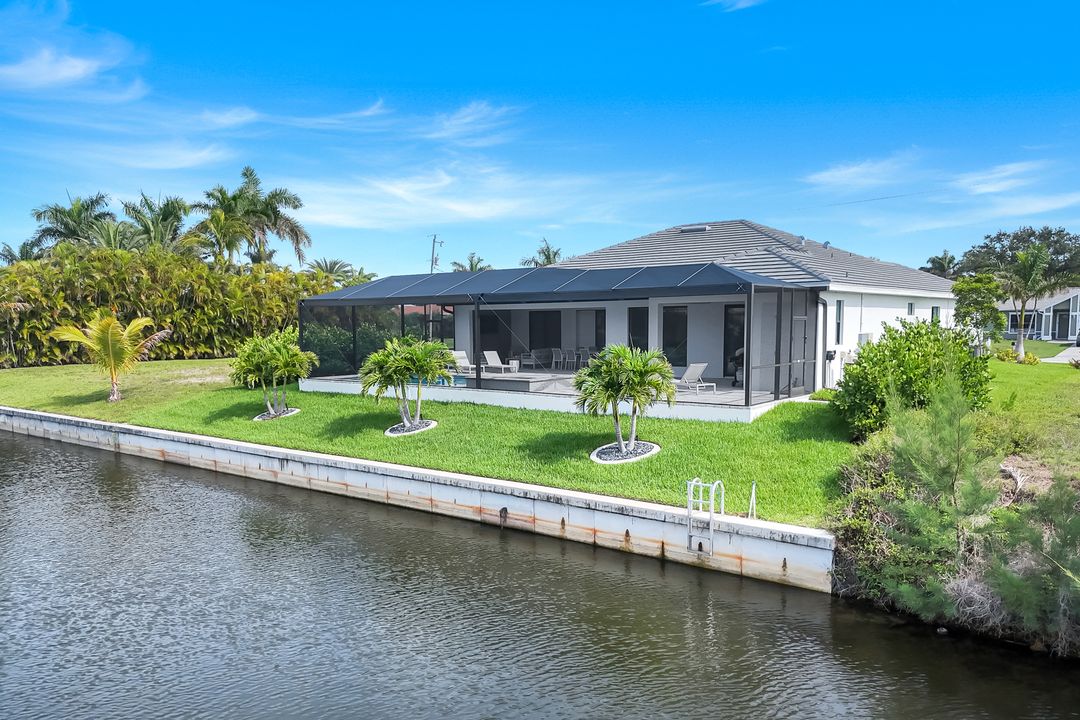 2118 SW 39th Terrace, Cape Coral, FL 33914