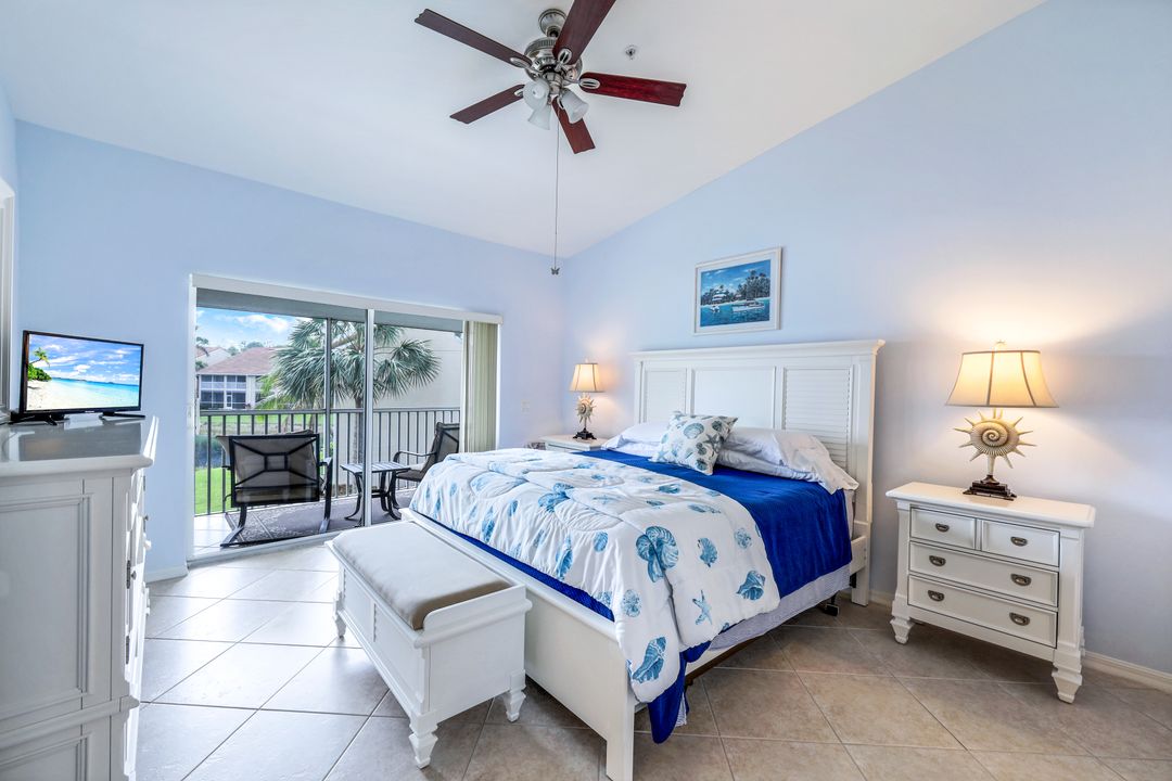 2347 Hidden Lake Ct #12, Naples, FL 34112