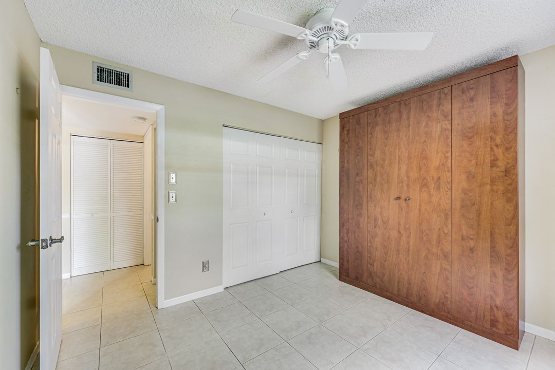 1702 Kings Lake Blvd #102, Naples, FL 34112