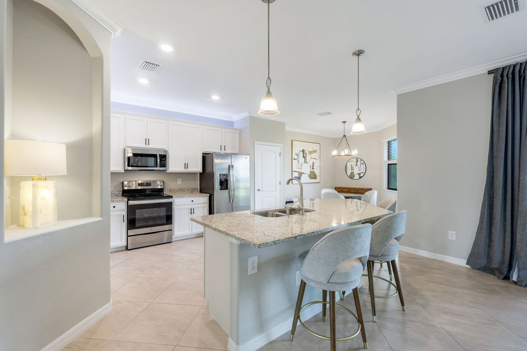 19302 Elston Wy, Estero, FL 33928
