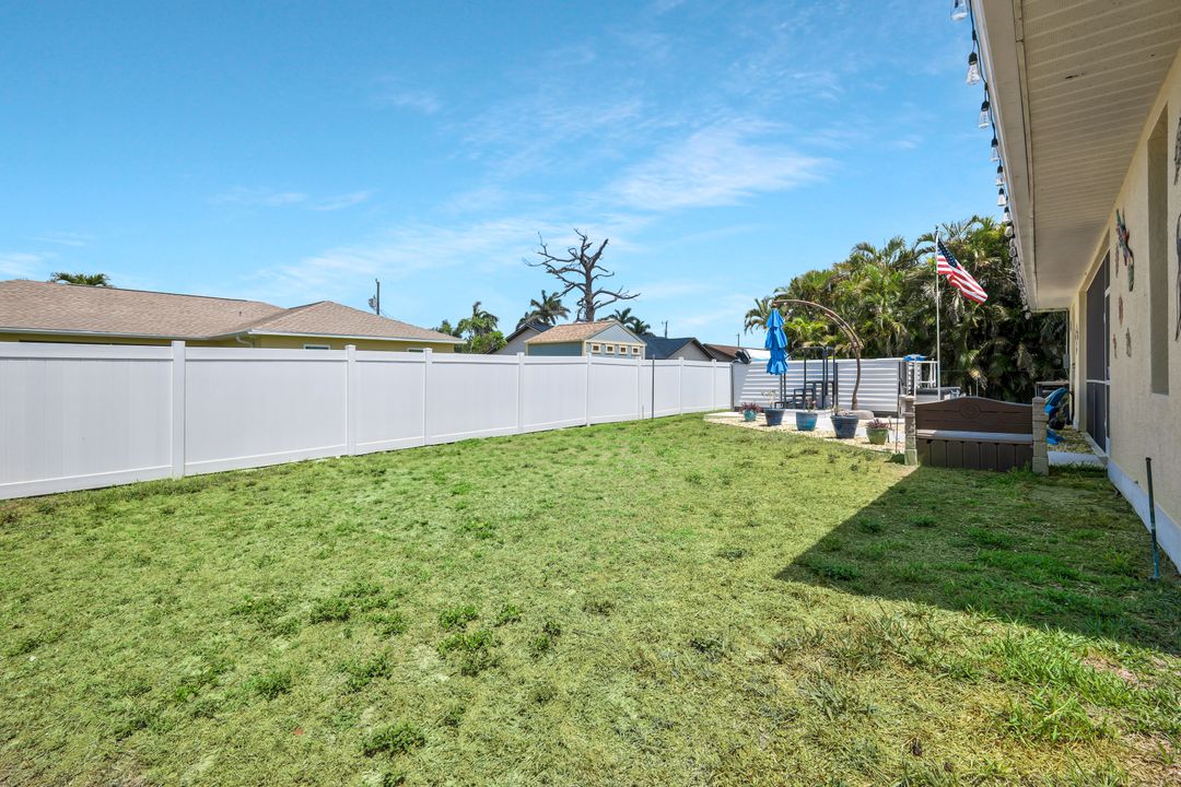 3116 SW 16th Pl, Cape Coral, FL 33914