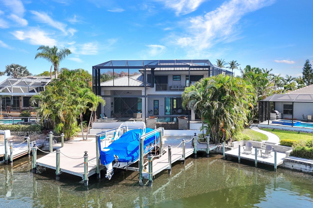 1625 El Dorado Pkwy W, Cape Coral, FL 33914