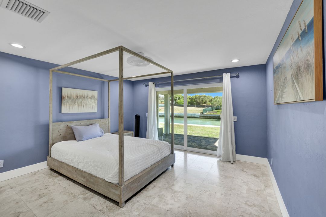 921 Scott Dr, Marco Island, FL 34145