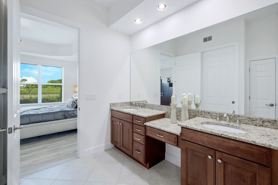 9220 Quartz Ln #101, Naples, FL 34120