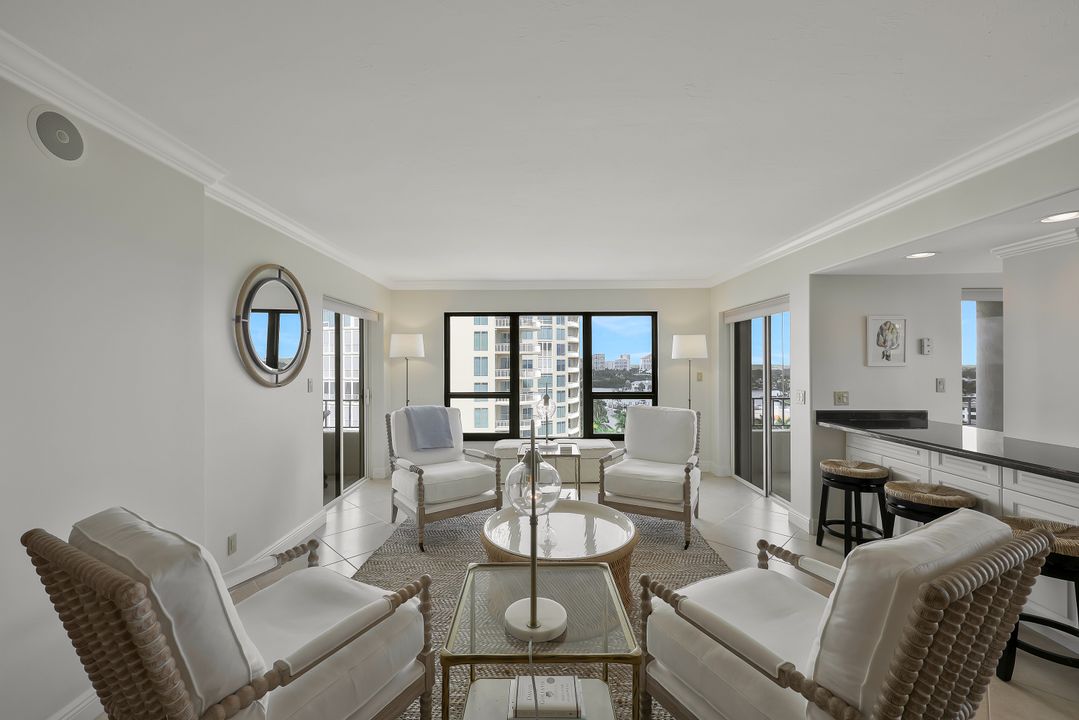 4451 Gulf Shore Blvd N #1205, Naples, FL 34103