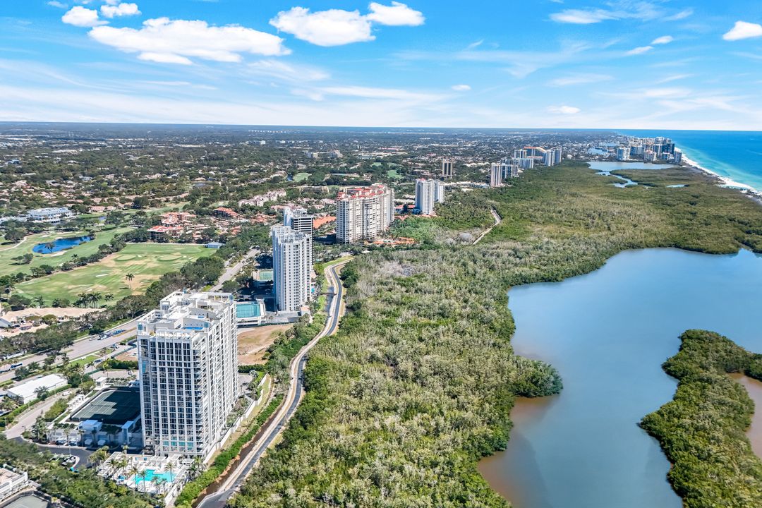 6897 Grenadier Blvd #601, Naples, FL 34108