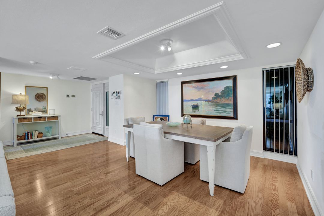 4551 Gulf Shore Blvd N #505, Naples, FL 34103