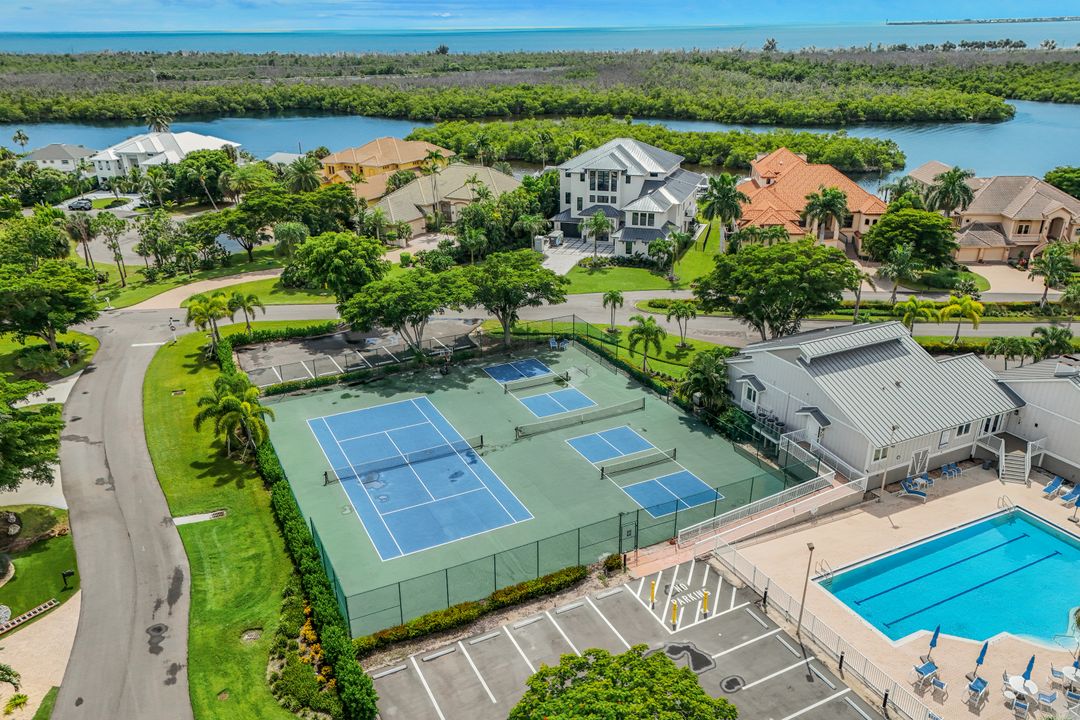 17036 Marina Cove Ln, Fort Myers, FL 33908