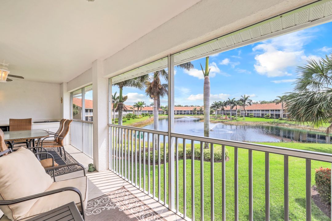 2347 Hidden Lake Ct #12, Naples, FL 34112