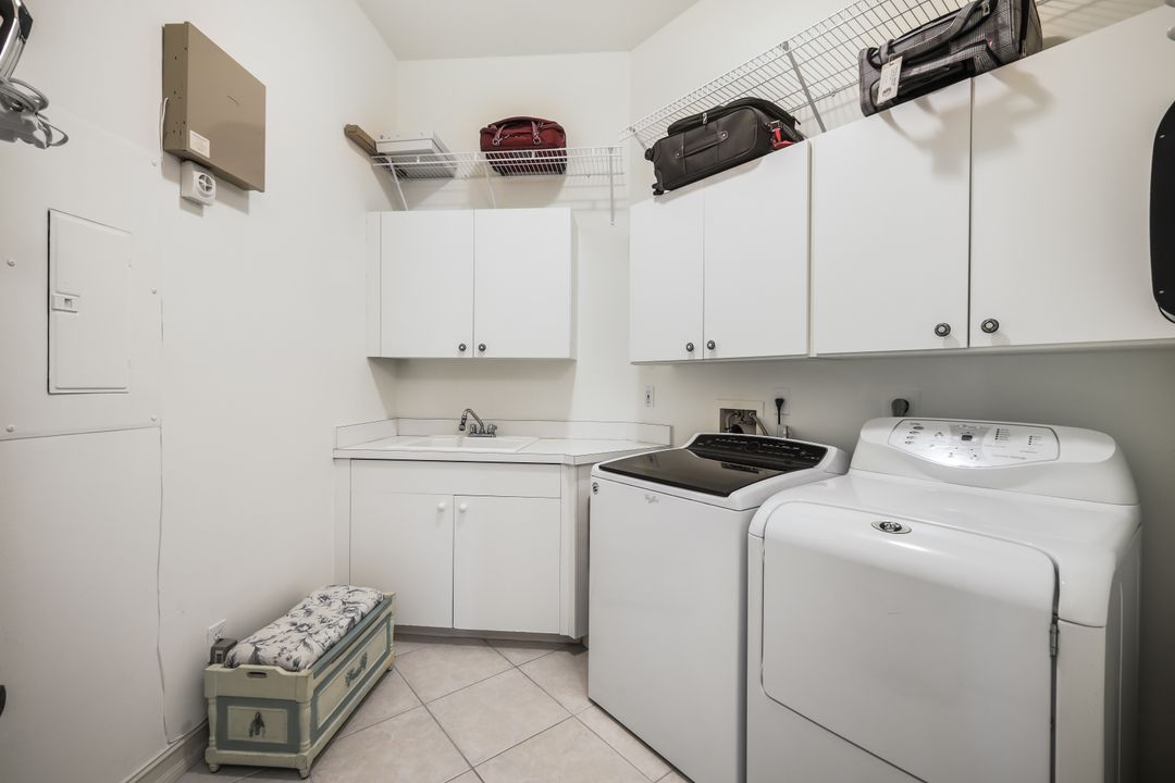 755 Bentwater Cir #201, Naples, FL 34108