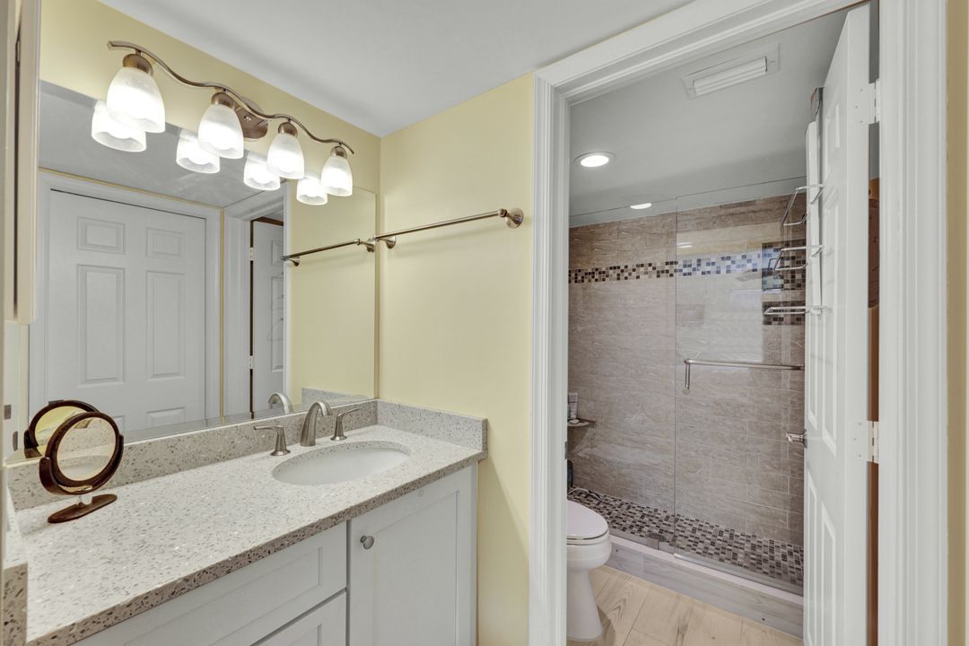 3072 Sandpiper Bay Cir #M-204, Naples, FL 34112