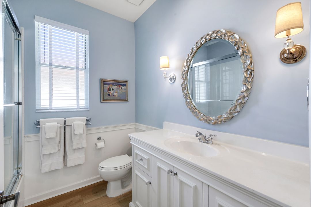 190 Palmetto Dunes Cir, Naples, FL 34113