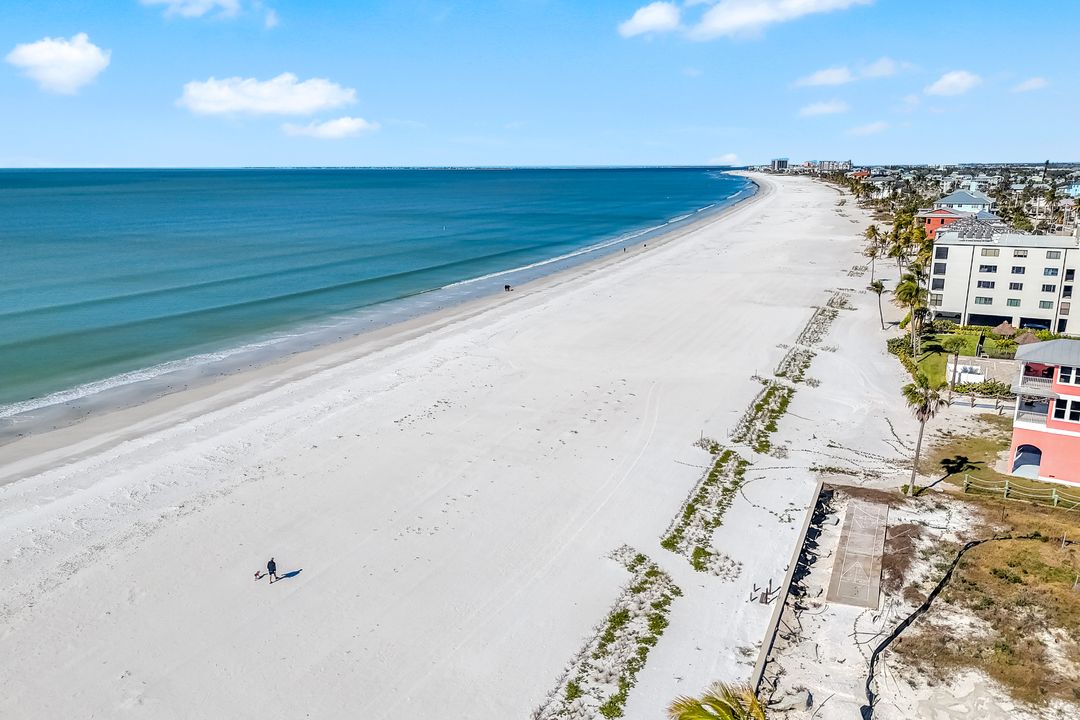 4633 Estero Blvd #201, Fort Myers Beach, FL 33931