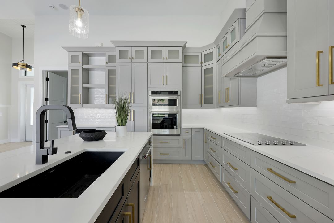 5240 SW 19th Pl, Cape Coral, FL 33914