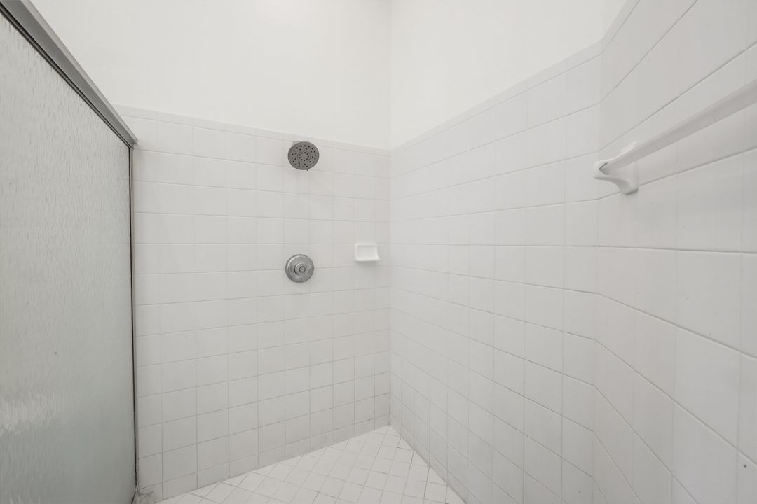 4940 Deerfield Way #201, Naples, FL 34110