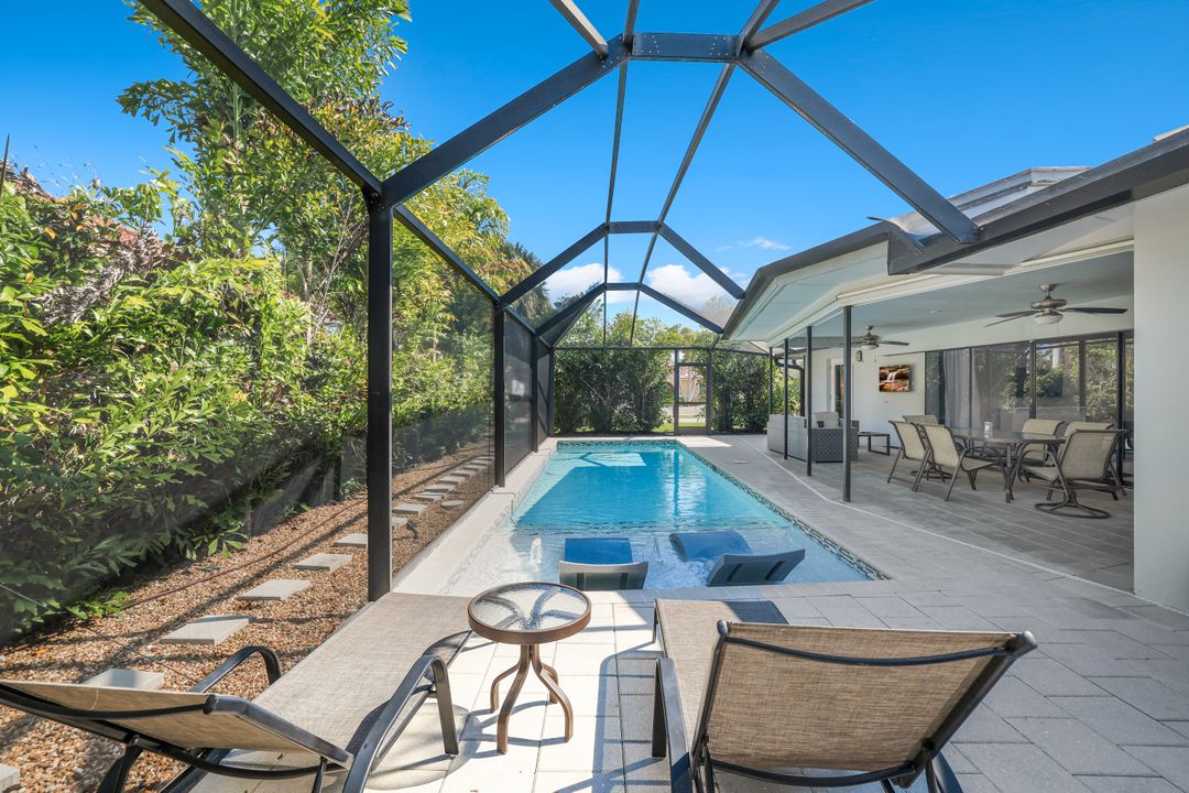 291 W Flamingo Cir, Marco Island, FL 34145