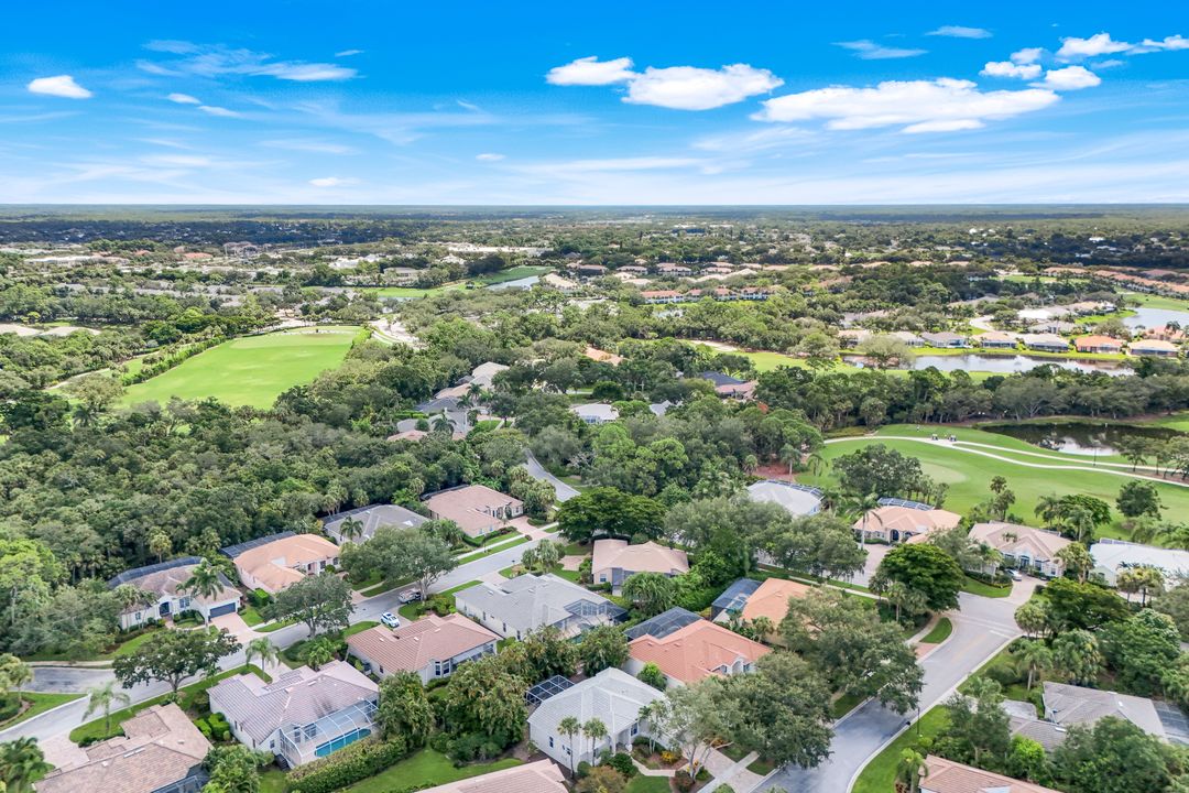 1932 Springberry Cir, Naples, FL 34109