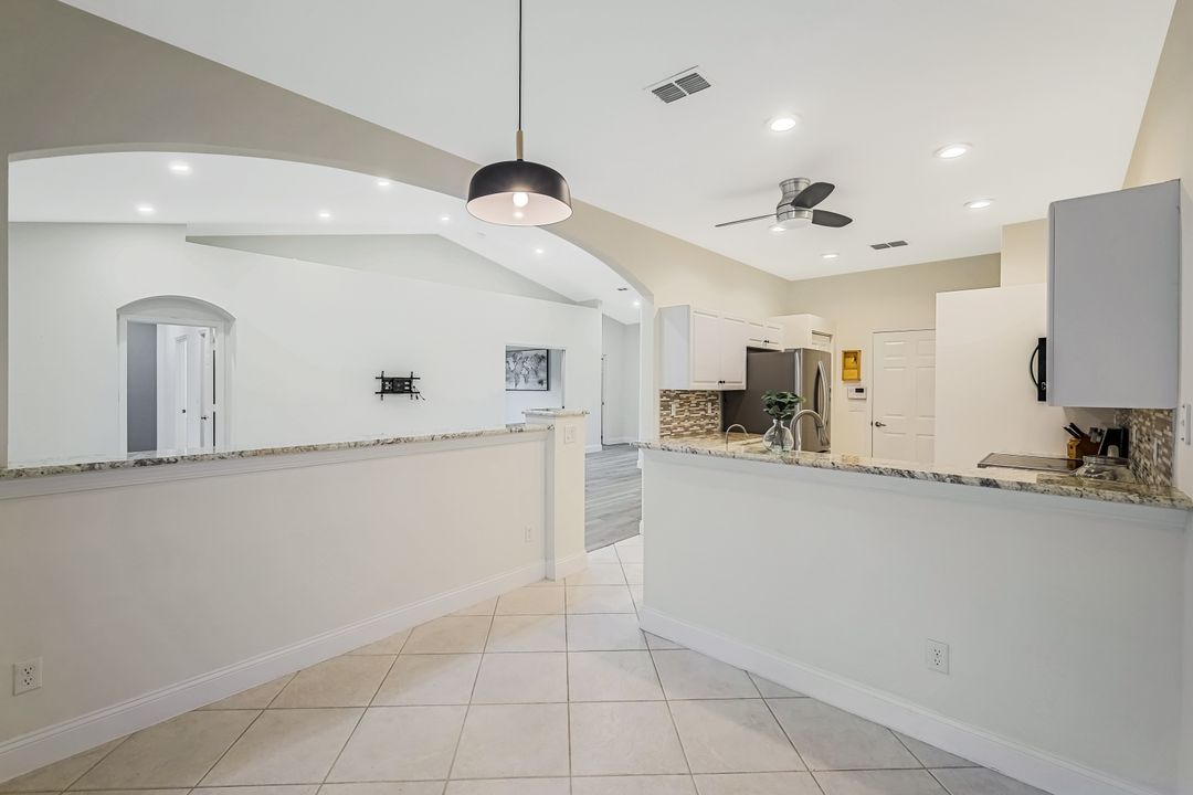 7488 Berkshire Pines Dr, Naples, FL 34104