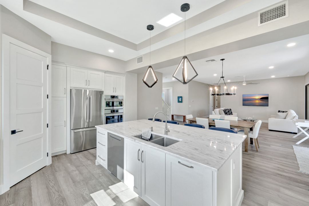 1044 Fish Crow Rd, Sanibel, FL 33957