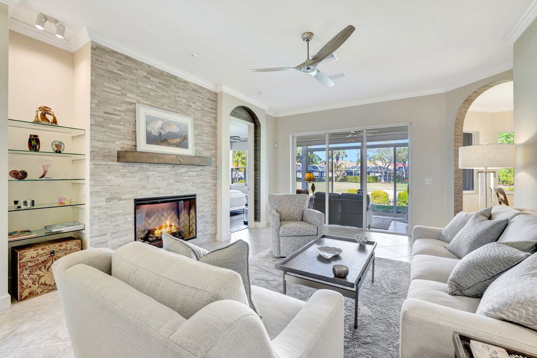 6151 Ashwood Ln, Naples, FL 34110