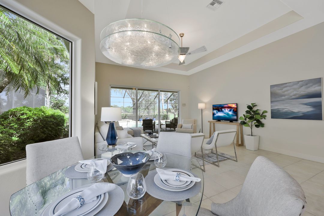 910 Villa Florenza Dr, Naples, FL 34119