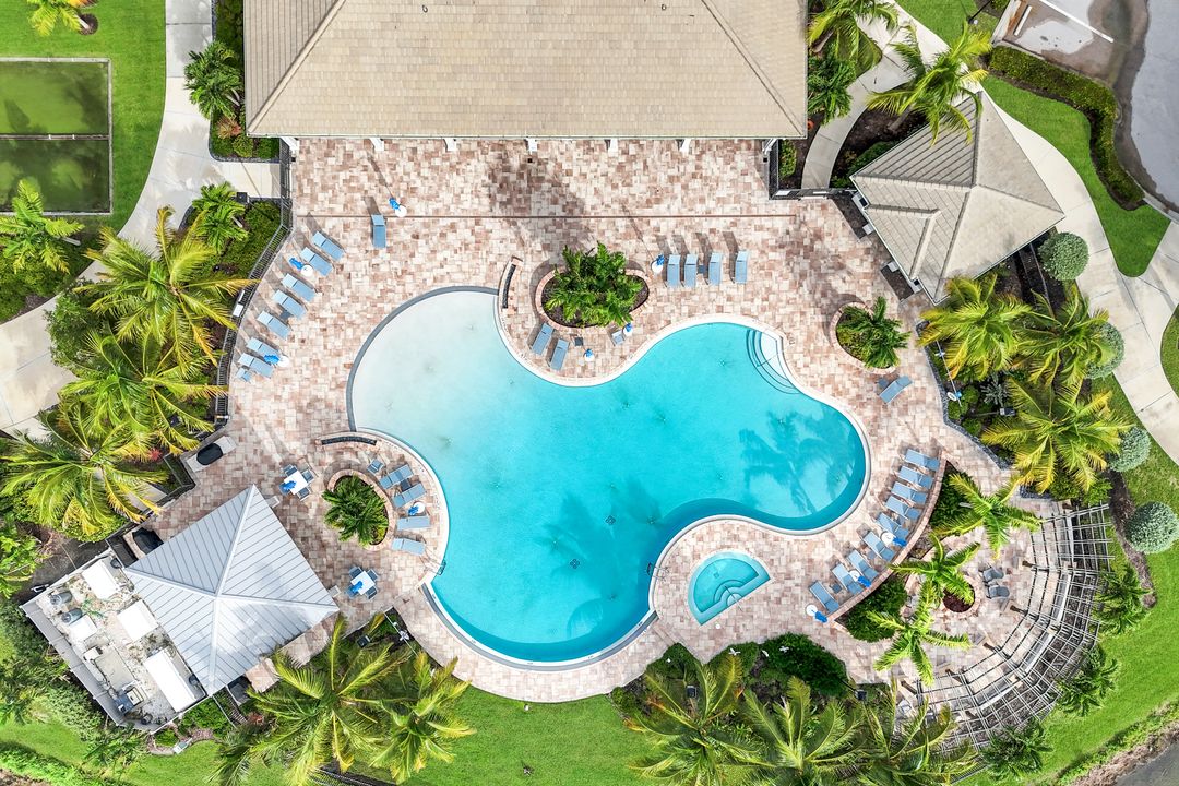 280 Antilles Wy E #101, Naples, FL 34112