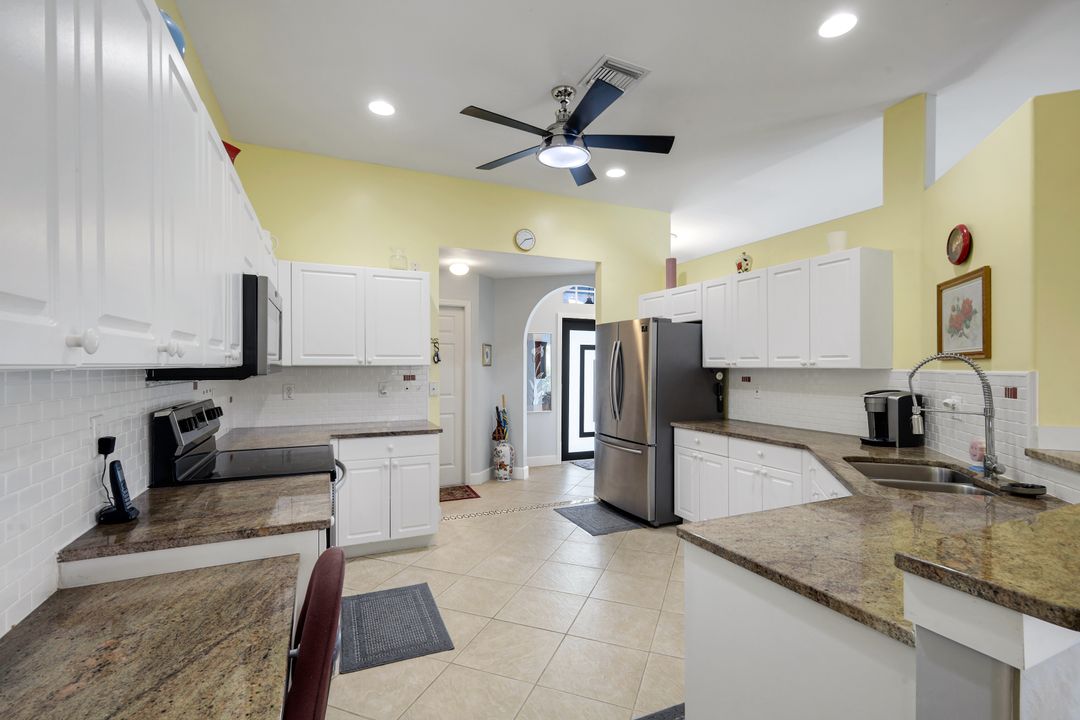 405 NW 18th Ave, Cape Coral, FL 33993
