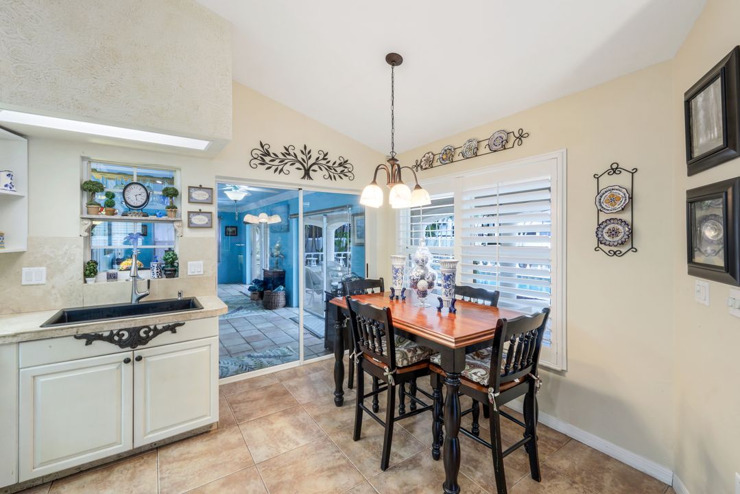 2310 SW 53rd St, Cape Coral, FL 33914