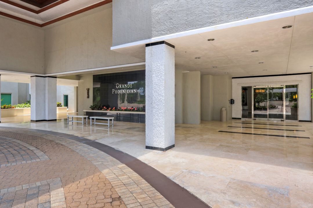 275 Indies Way #1503, Naples, FL 34110