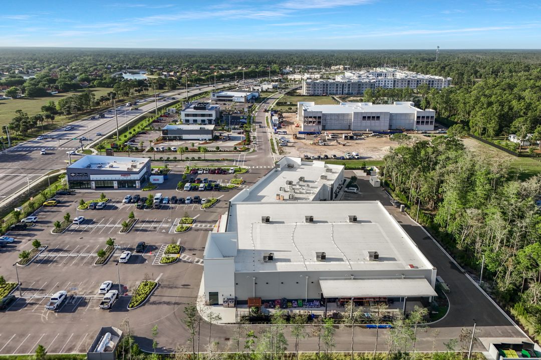 13855 Winchester Trl #200, Naples, FL 34120