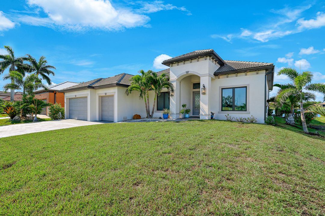 4612 NW 33rd Terrace, Cape Coral, FL 33993