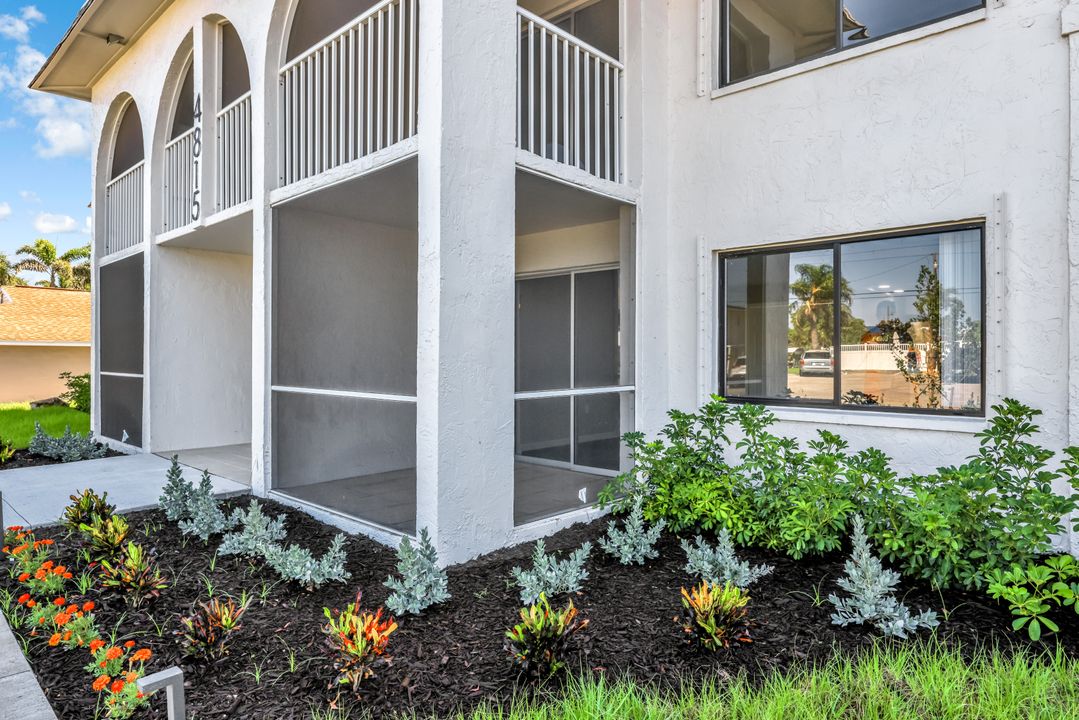 4815 Tudor Dr #5-8, Cape Coral, FL 33904