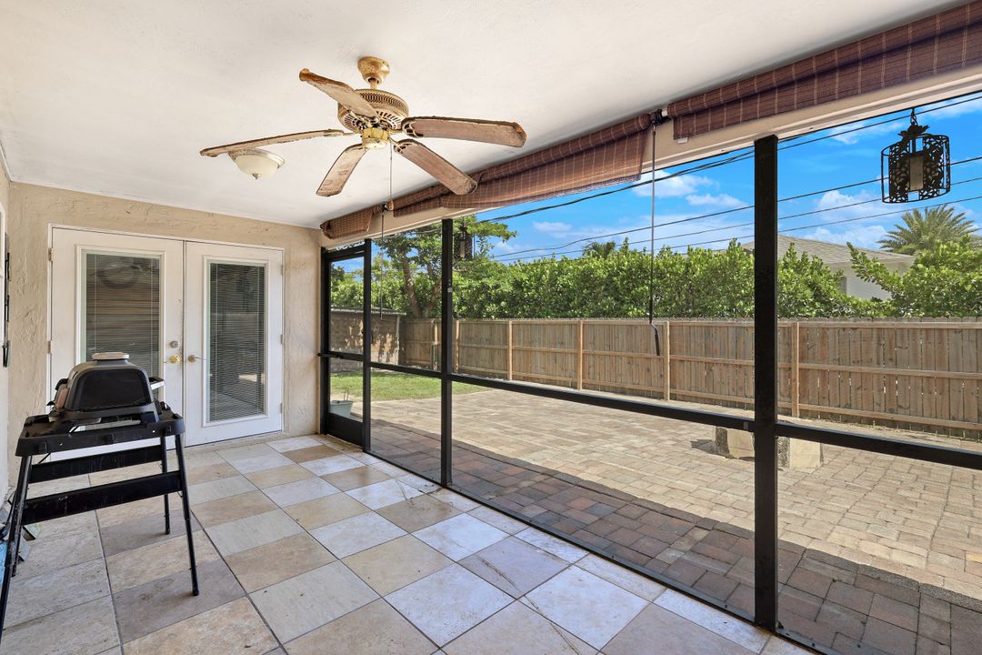 8110 Valencia Rd, Fort Myers, FL 33967