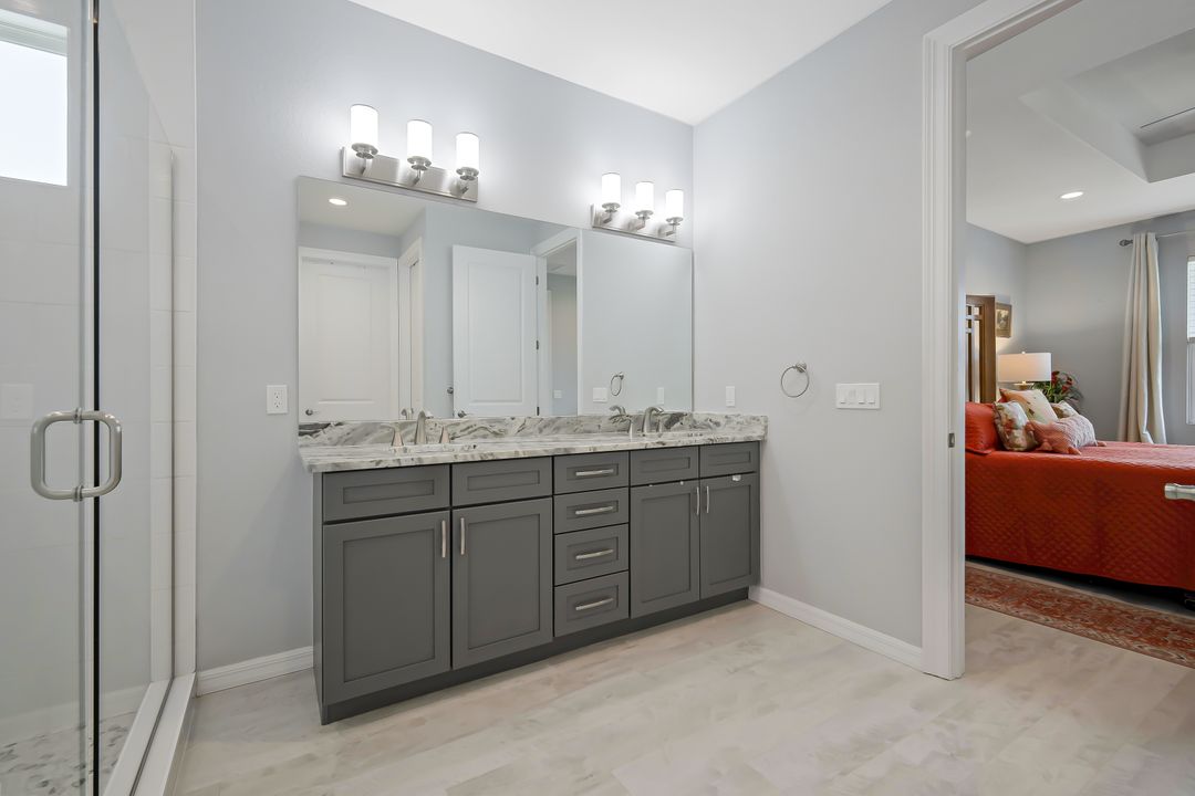 2214 Isle of Pines Ave, Fort Myers, FL 33905