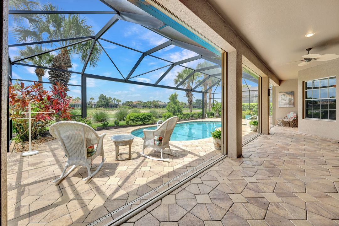 11921 Heather Woods Ct, Naples, FL 34120