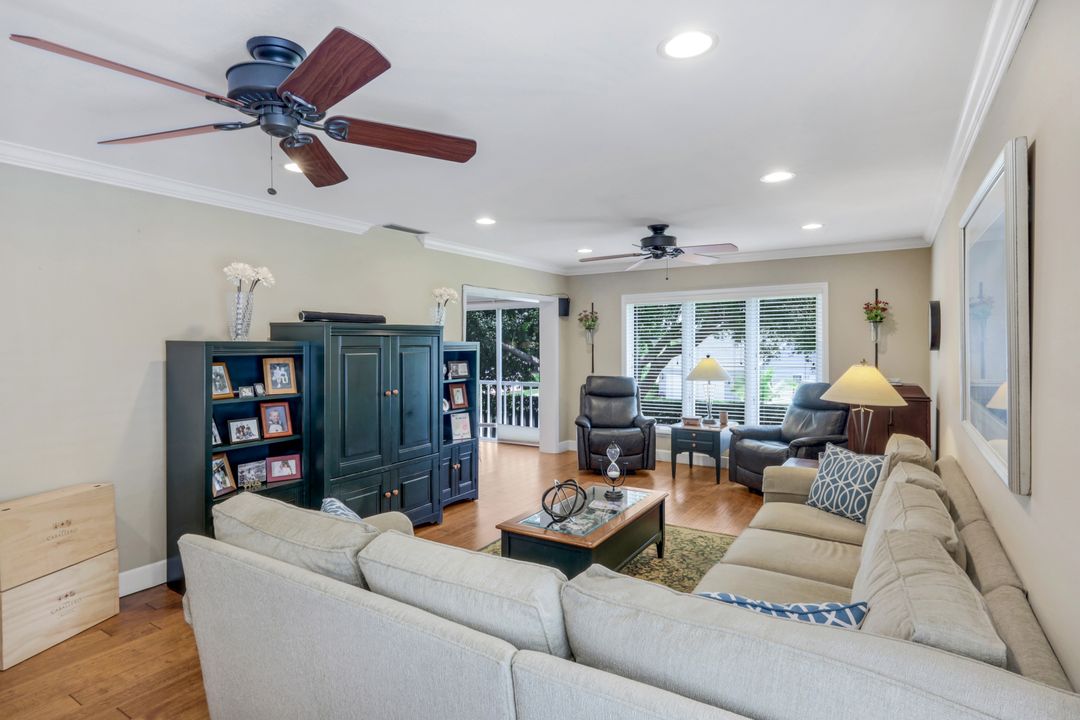 240 Palm River Blvd #202, Naples, FL 34110