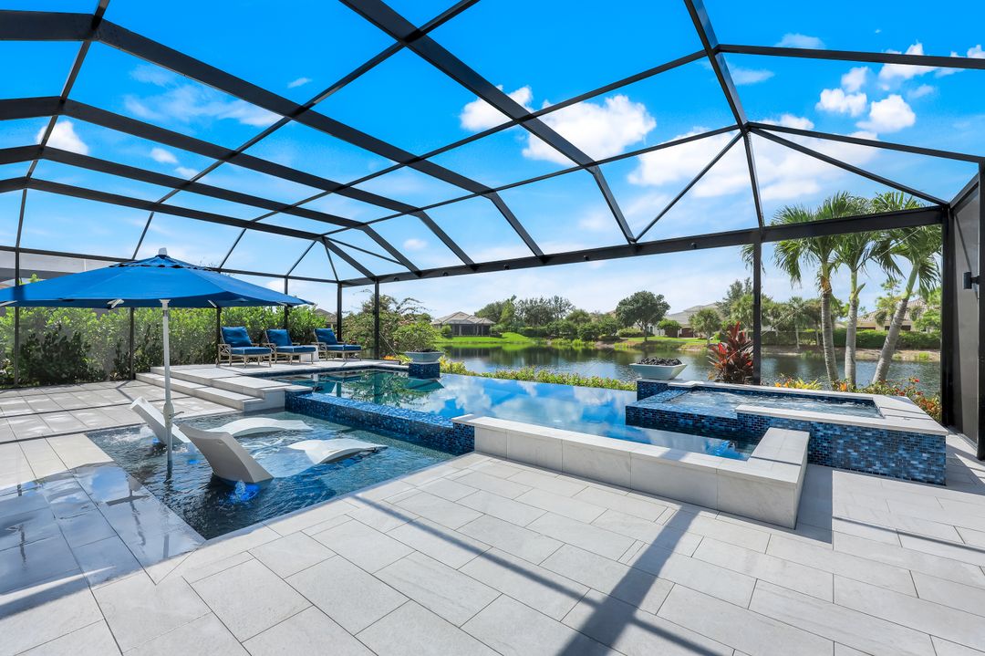 9223 Rialto Ln, Naples, FL 34119