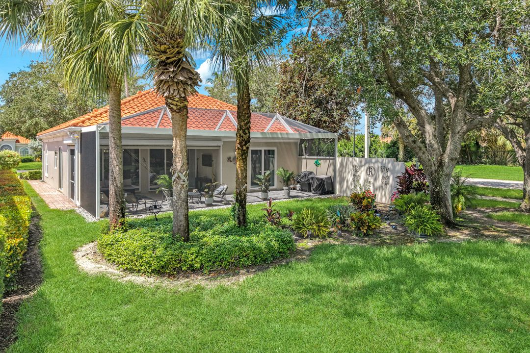 4402 Prescott Ln, Naples, FL 34119
