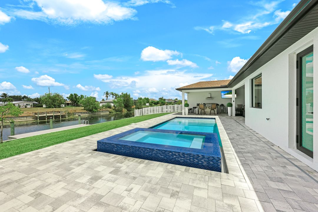 1429 SW 24th St, Cape Coral, FL 33991