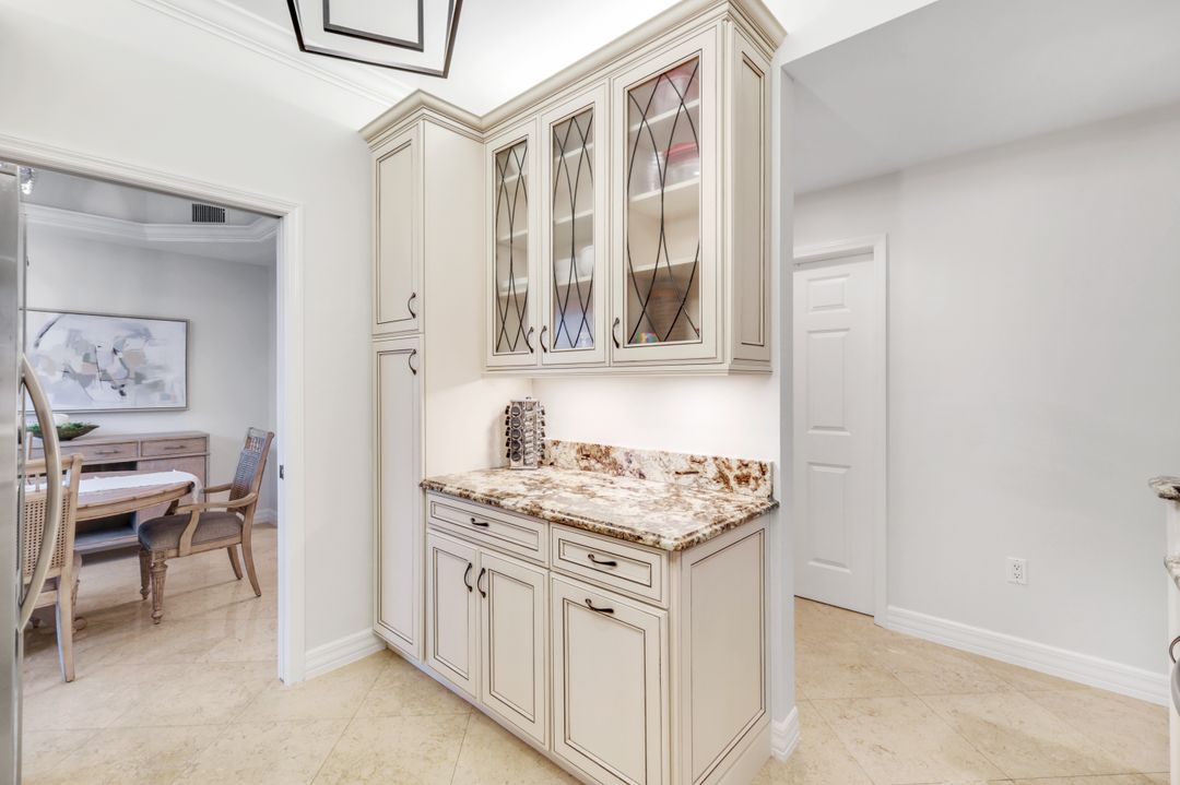 401 Bayfront Pl #3301, Naples, FL 34102