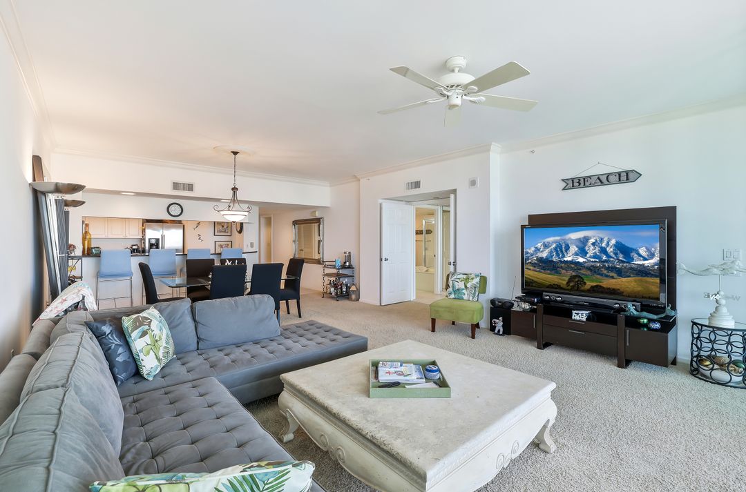 25 Bluebill Ave #1103, Naples, FL 34108