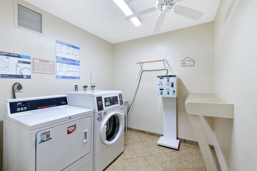 3 Bluebill Ave #206, Naples, FL 34108