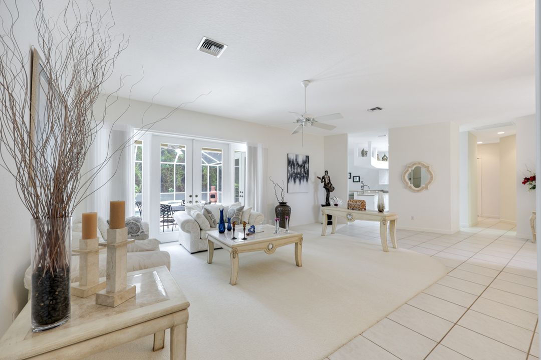 2079 Imperial Cir, Naples, FL 34110