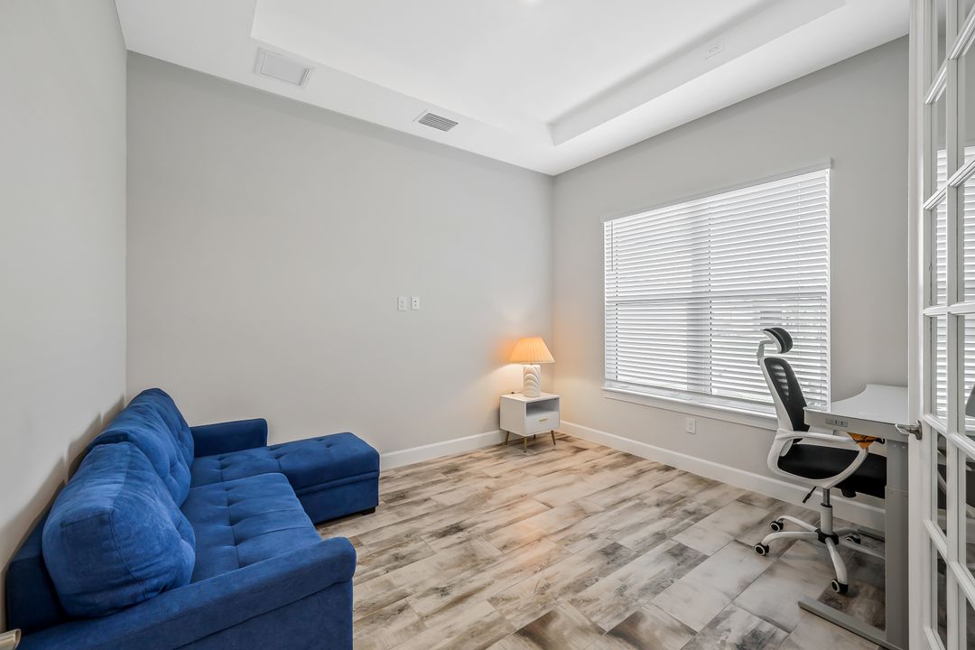 15495 Rio Ponace Ct, Naples, FL 34114