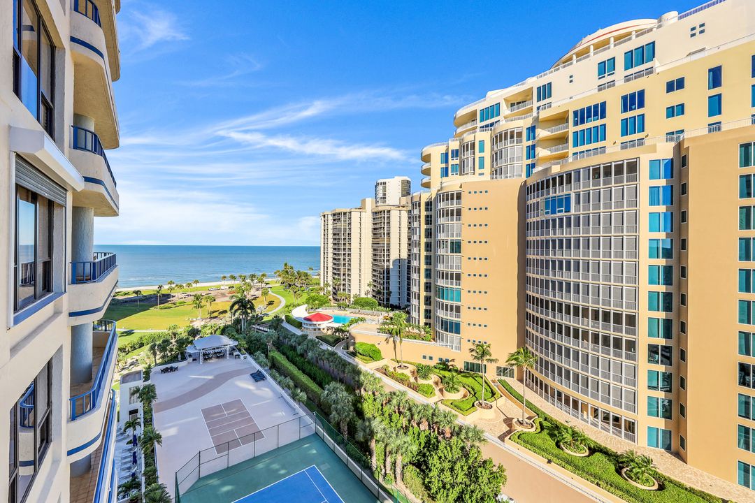 4451 Gulf Shore Blvd N #1205, Naples, FL 34103