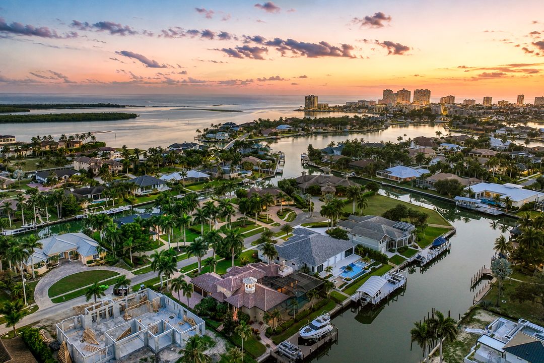 1658 McIlvaine Ct, Marco Island, FL 34145