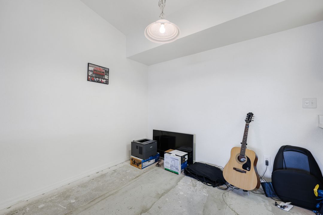 4645 St Croix Ln #1335, Naples, FL 34109