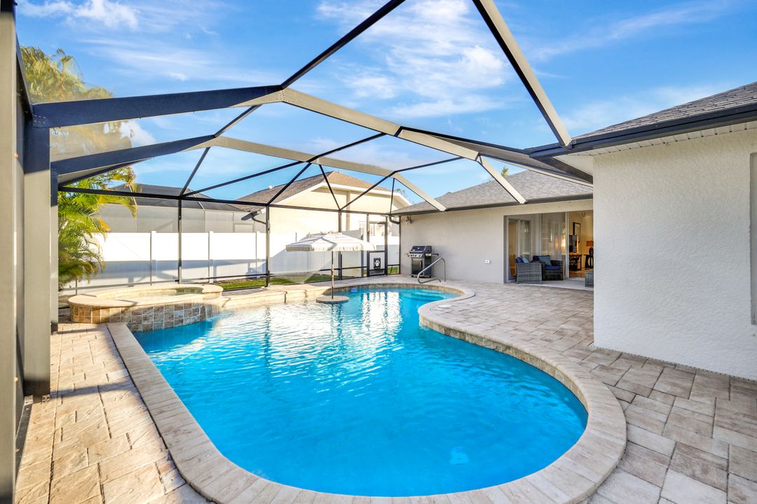 11631 Red Hibiscus Dr, Bonita Springs, FL 34135