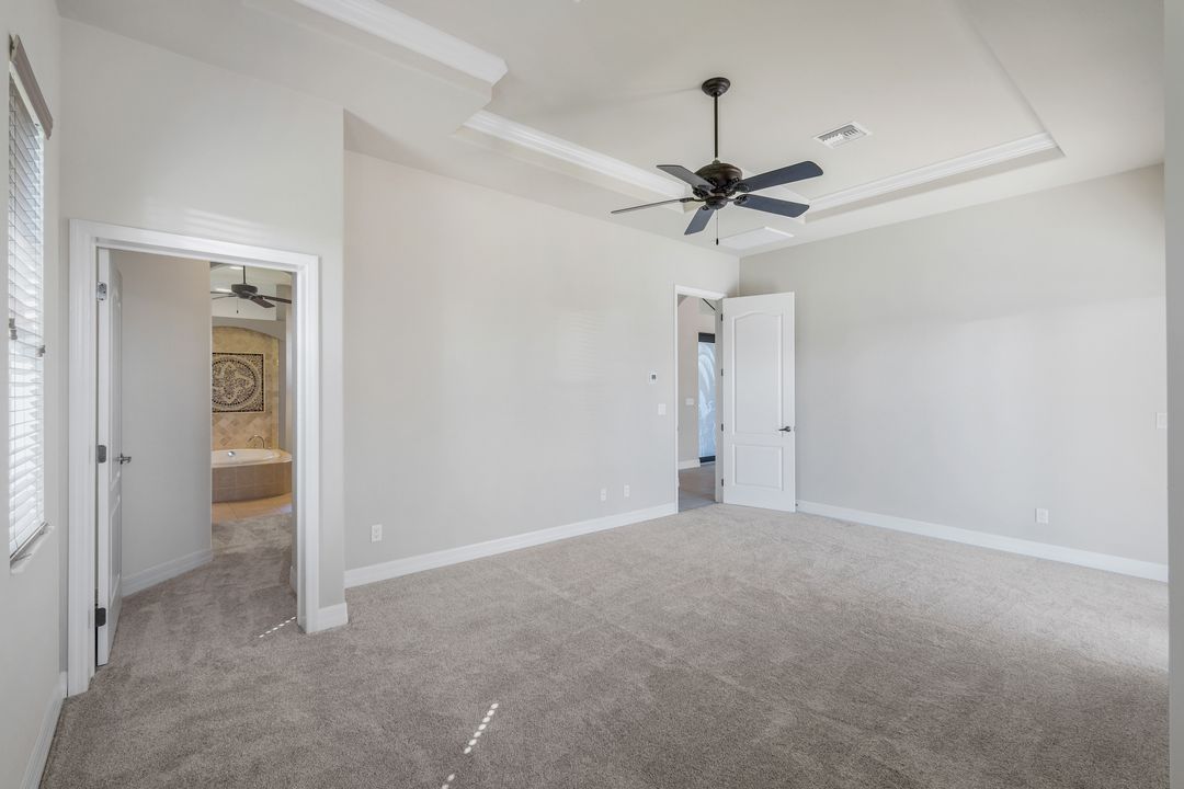 3939 SW 27th Ct, Cape Coral, FL 33914