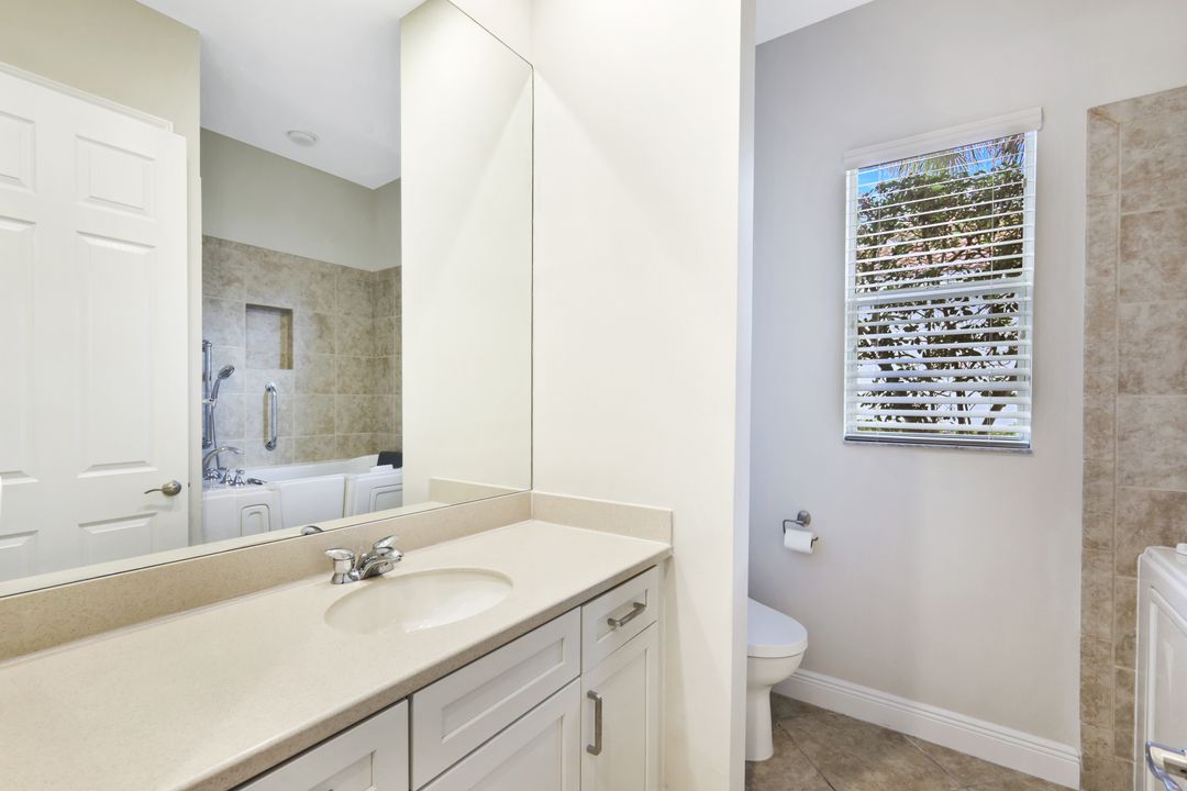 18190 Parkside Greens Dr, Fort Myers, FL 33908